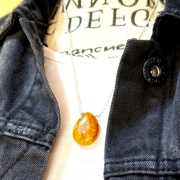 Alquimia Jewelry - Sardonyx drop pendant 925 sterling silver stamped necklace/worry stone